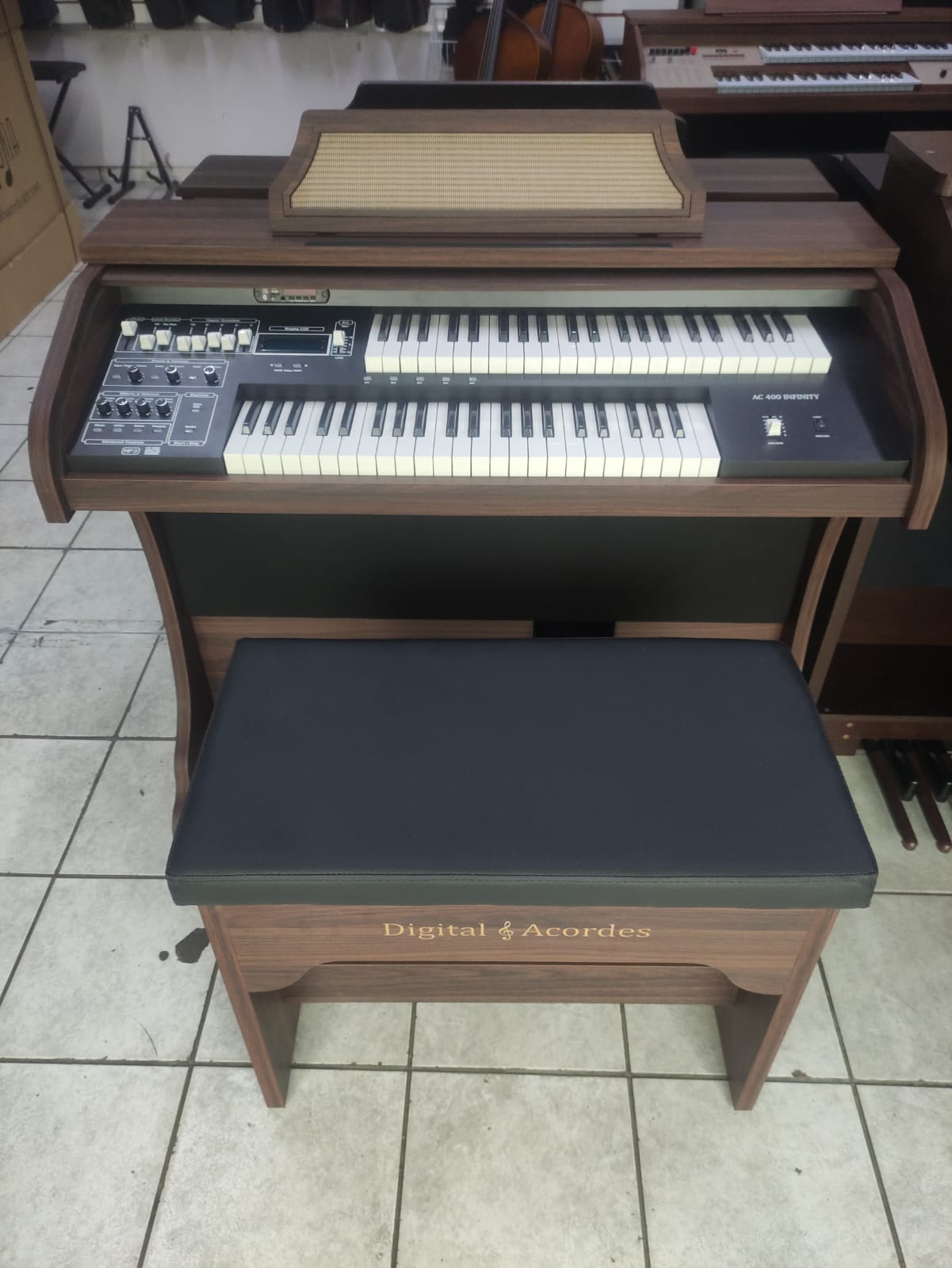 ÓRGÃO DIGITAL ACORDES AC 400S TABACO